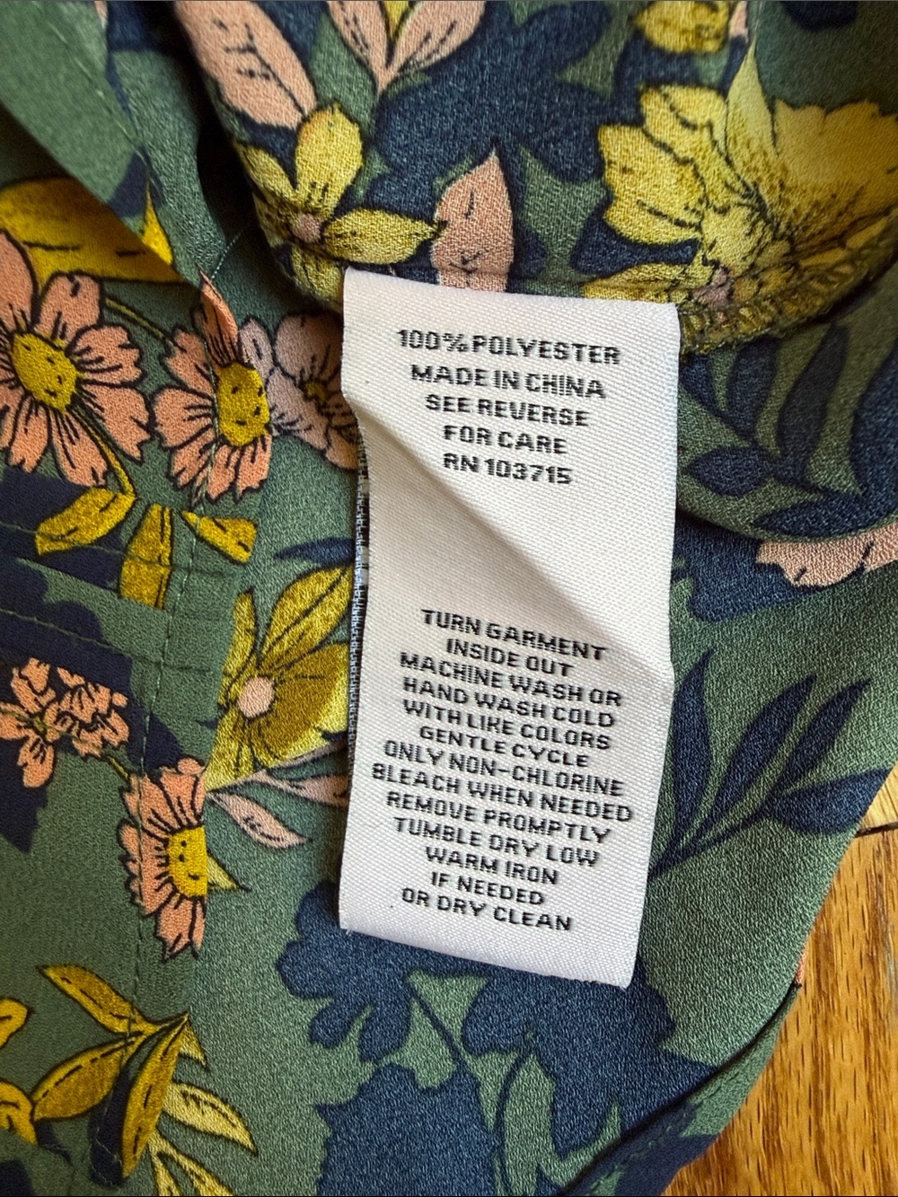Nanette Lepore Lora Olive Green Floral Button-Up Top. Size: Large - Picture 9 of 10